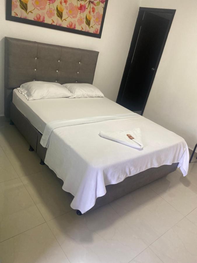 Hotel Colonial Plaza Bucaramanga Exteriör bild