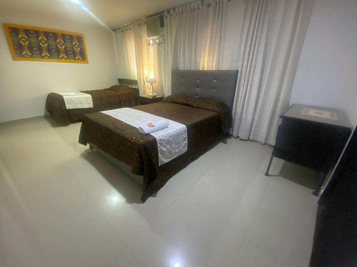 Hotel Colonial Plaza Bucaramanga Exteriör bild