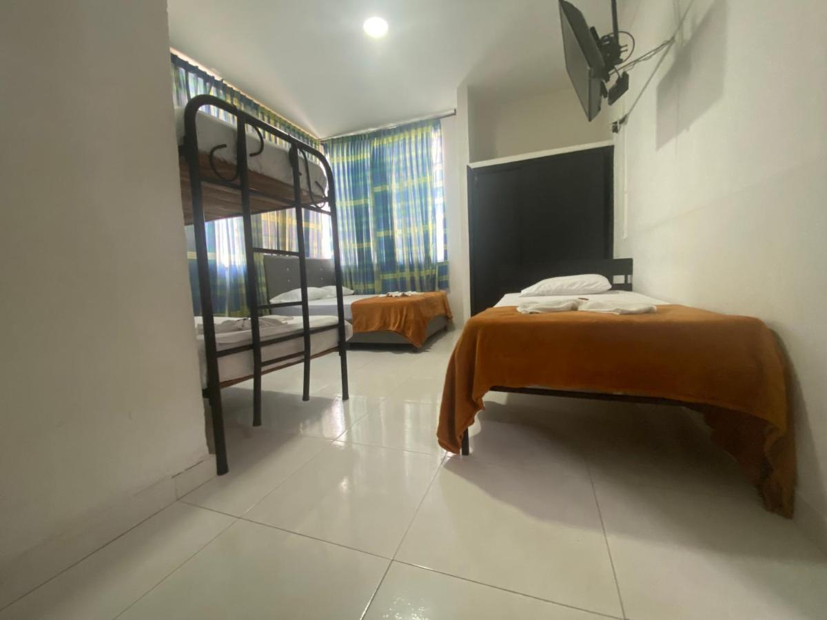 Hotel Colonial Plaza Bucaramanga Exteriör bild