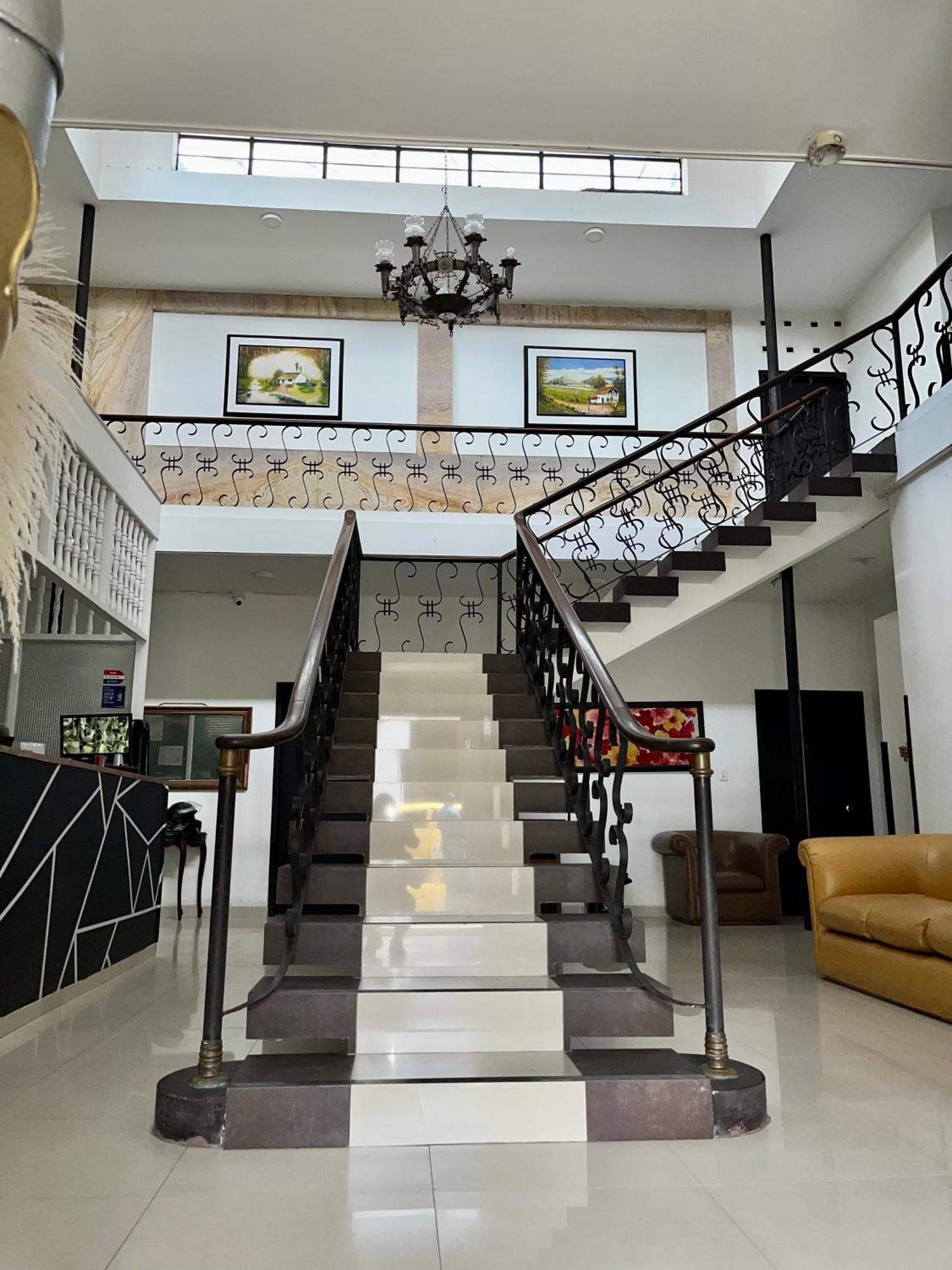 Hotel Colonial Plaza Bucaramanga Exteriör bild