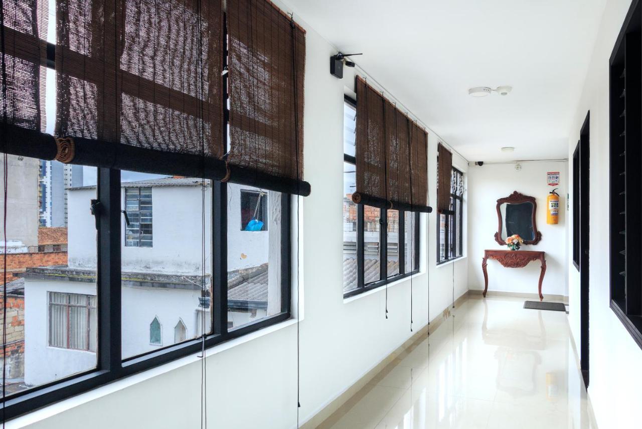 Hotel Colonial Plaza Bucaramanga Exteriör bild